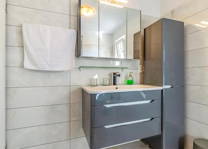 Stunning In Tatil Evi Pula